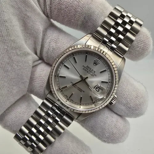 MINT 2005 Rolex Datejust Steel No Hole Jubilee Silver Dial 16234 36mm Watch