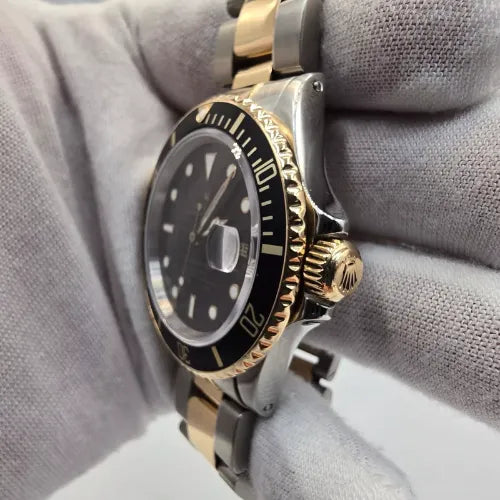 Rolex Submariner Date 18K Yellow Gold Black Stainless Steel 40mm Watch 16803