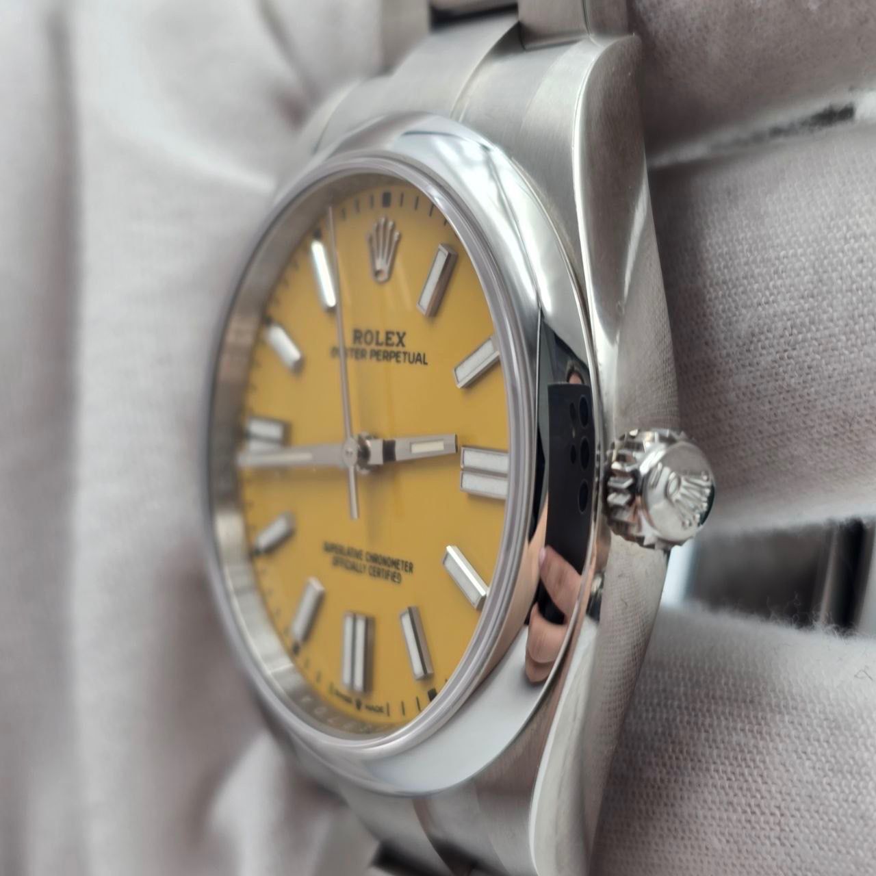 Rolex Oyster Perpetual 41 2021 FULL SET 41mm Yellow Dial Steel 124300