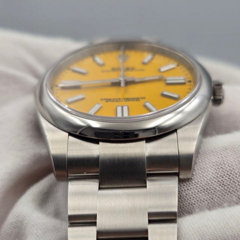 Rolex Oyster Perpetual 41 2021 FULL SET 41mm Yellow Dial Steel 124300