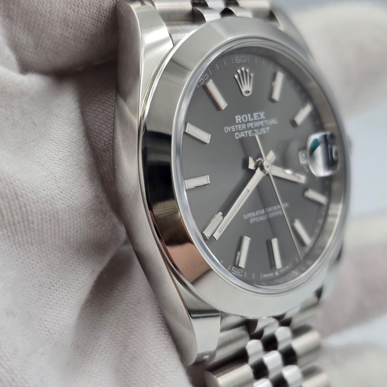 Rolex Datejust 41 2025 FULL SET Datejust 41mm Rhodium Grey Smooth Jubilee