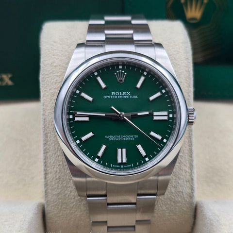 Rolex Oyster Perpetual 41 2024 FULL SET 41mm Green Steel 124300