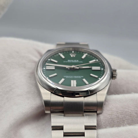Rolex Oyster Perpetual 41 2024 FULL SET 41mm Green Steel 124300