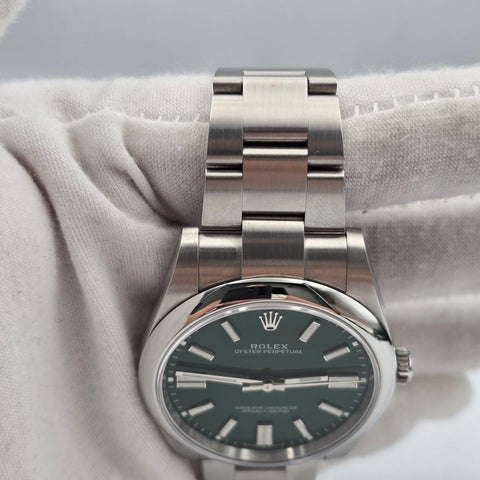 Rolex Oyster Perpetual 41 2024 FULL SET 41mm Green Steel 124300