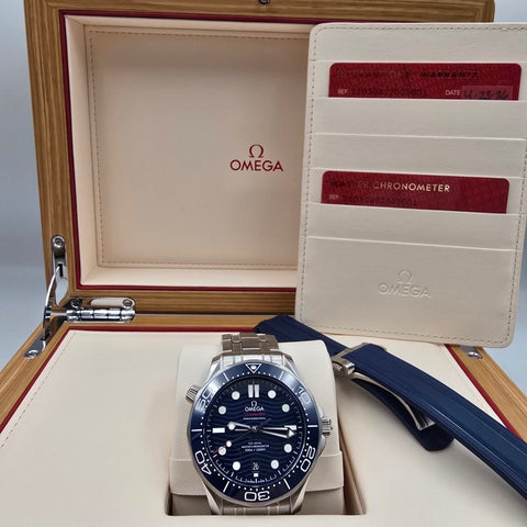 NEW 2026 Omega Seamaster Diver 300M Blue Wave 42mm 210.30.42.20.03.001 + STRAP
