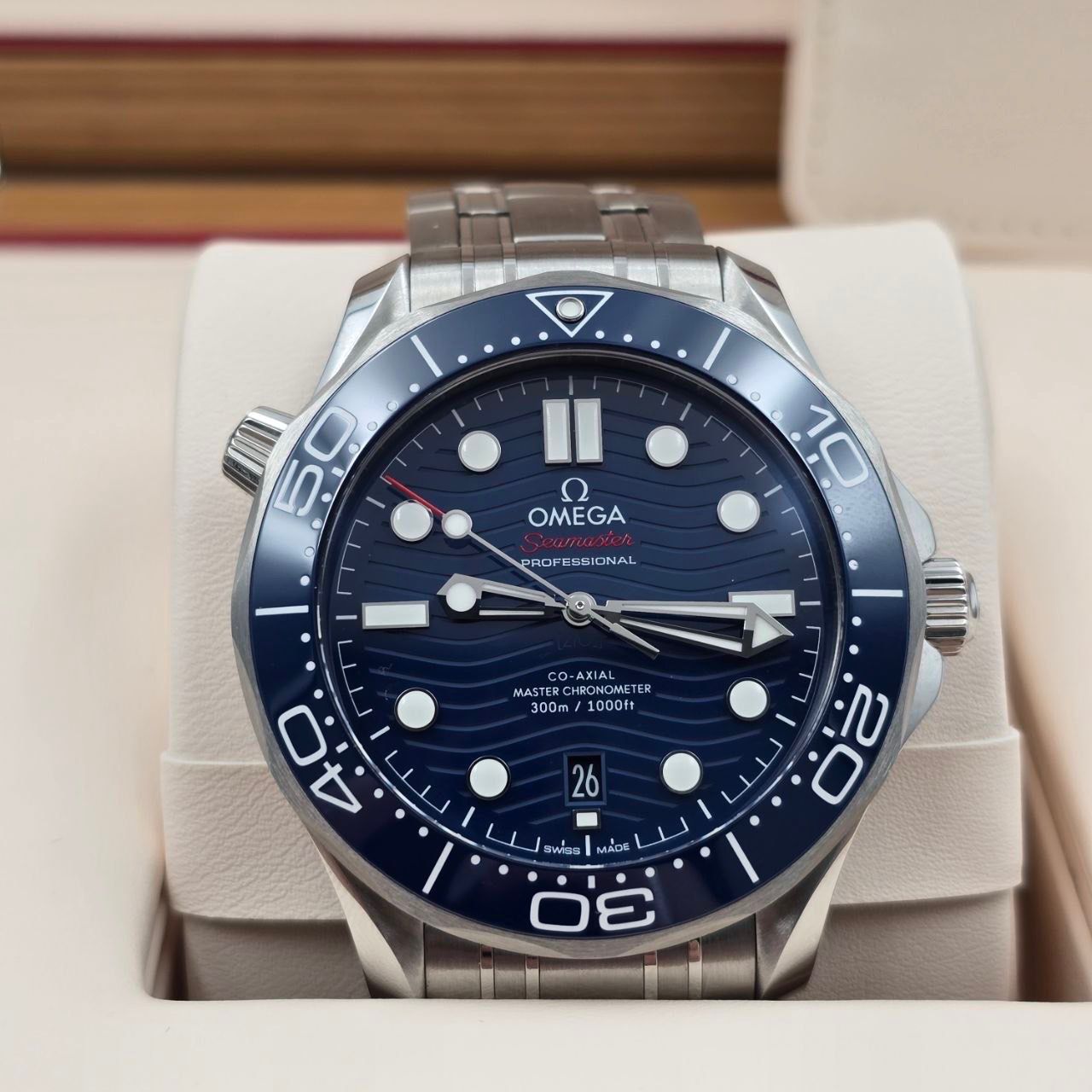 NEW 2026 Omega Seamaster Diver 300M Blue Wave 42mm 210.30.42.20.03.001 + STRAP