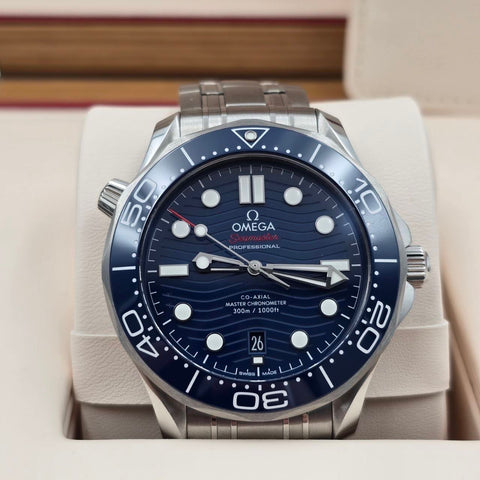 NEW 2026 Omega Seamaster Diver 300M Blue Wave 42mm 210.30.42.20.03.001 + STRAP