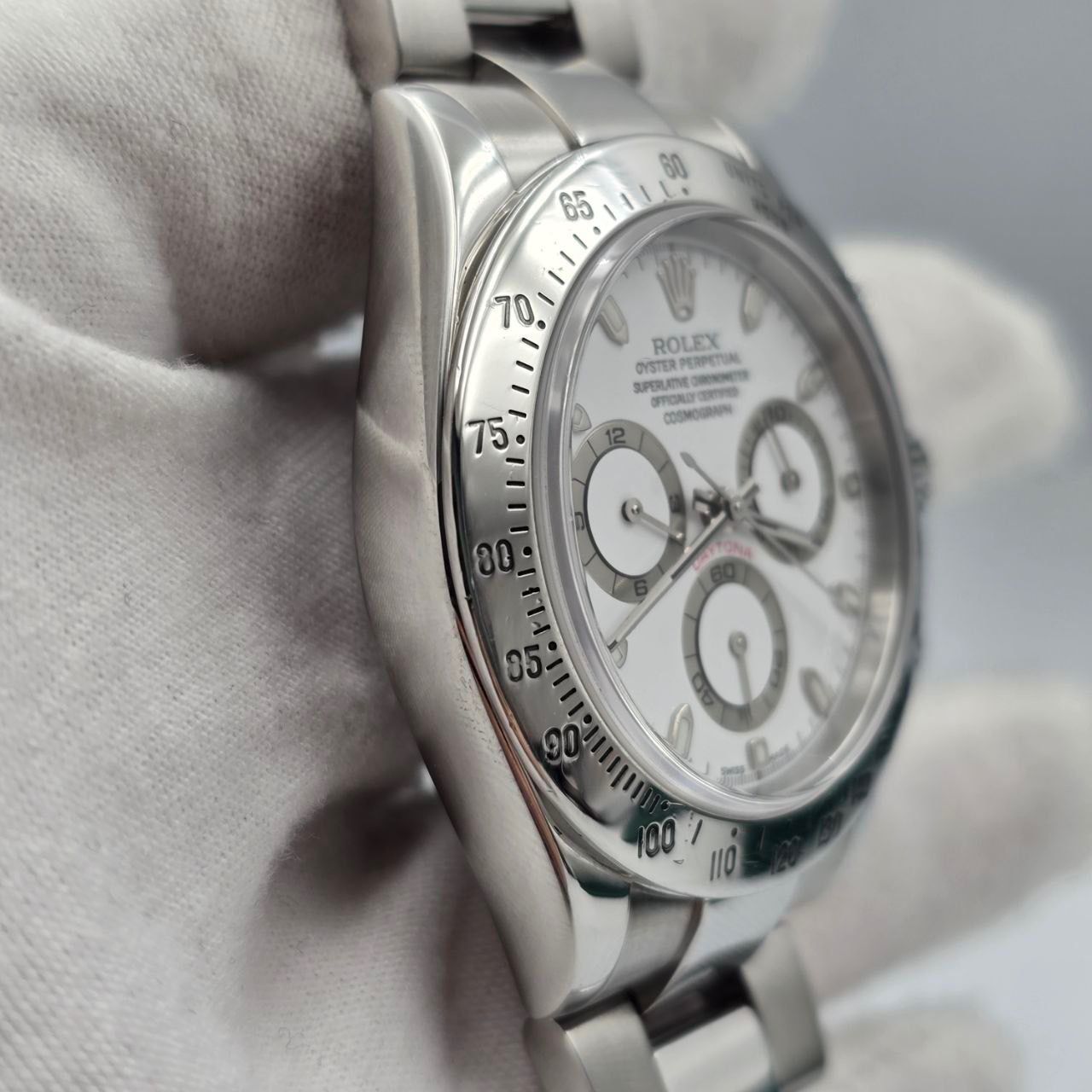 Rolex Daytona Cosmograph Daytona 116520 White Dial Stainless Steel 40mm