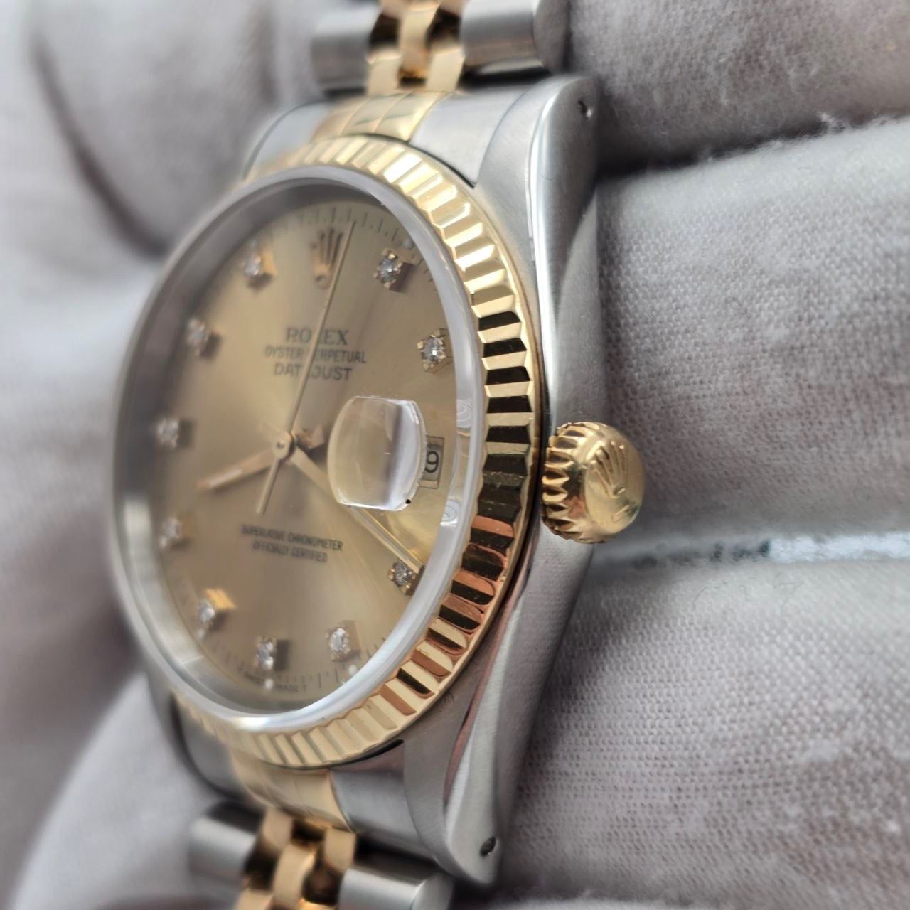 1991 Rolex Datejust 36mm Champagne Diamond Dial Two Tone Jubilee 16233