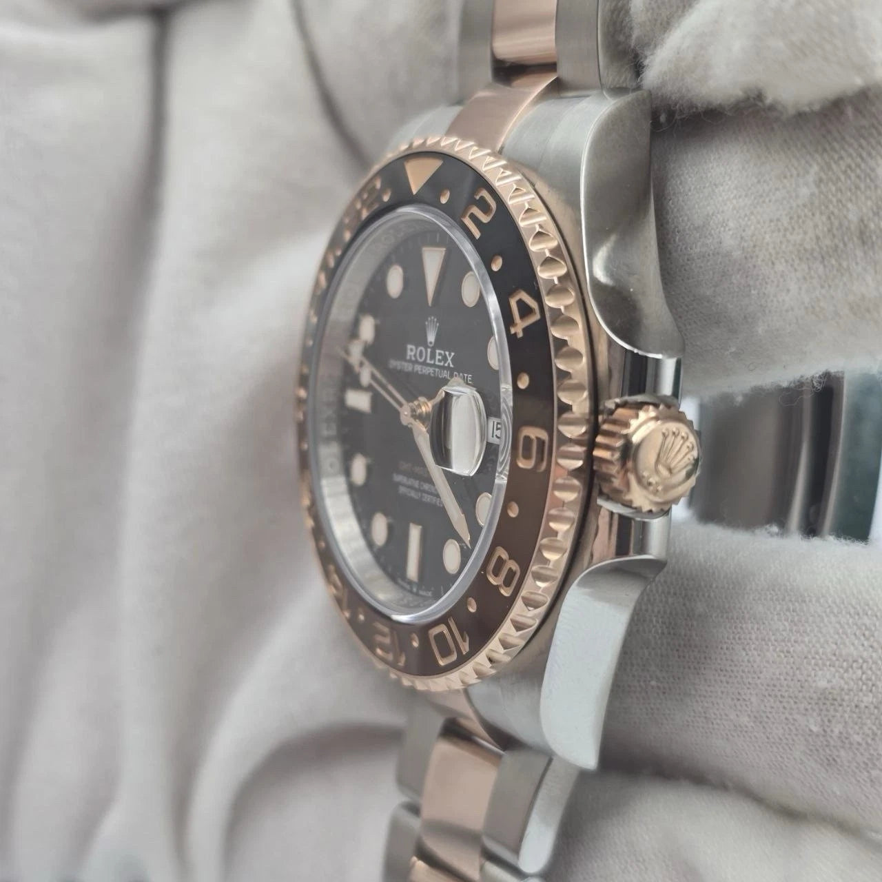 PAPERS 2019 Rolex GMT-Master II Rootbeer 40mm 126711CHNR Two-Tone Rose Gold BOX
