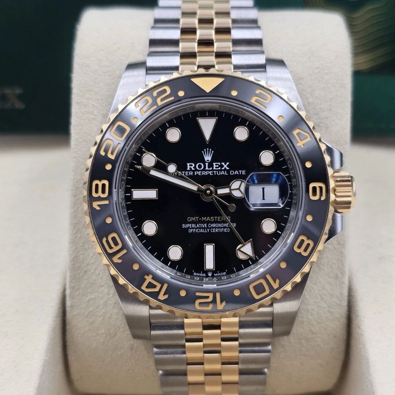 PAPERS 2025 Rolex GMT-Master II 40mm 126713GRNR Two-Tone Zombie Jubilee BOX