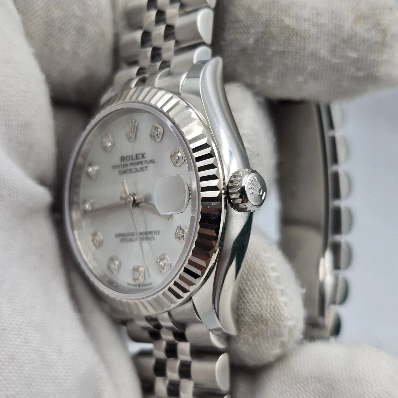 NEW 2026 Rolex Datejust 31mm Steel White Mother of Pearl Jubilee 278274