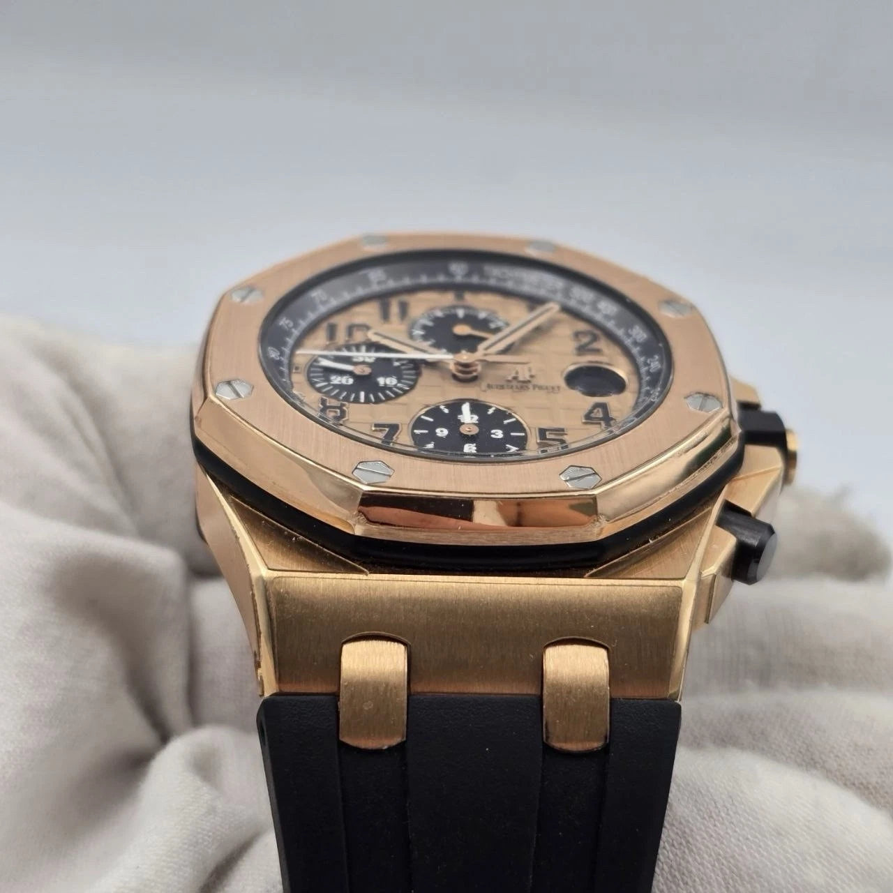 Audemars Piguet Royal Oak Offshore 26470OR 4