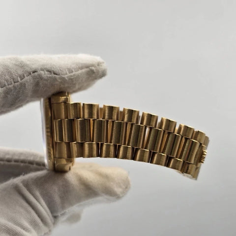 Rolex Day-Date President Gold Champagne Diamond 36mm 18238
