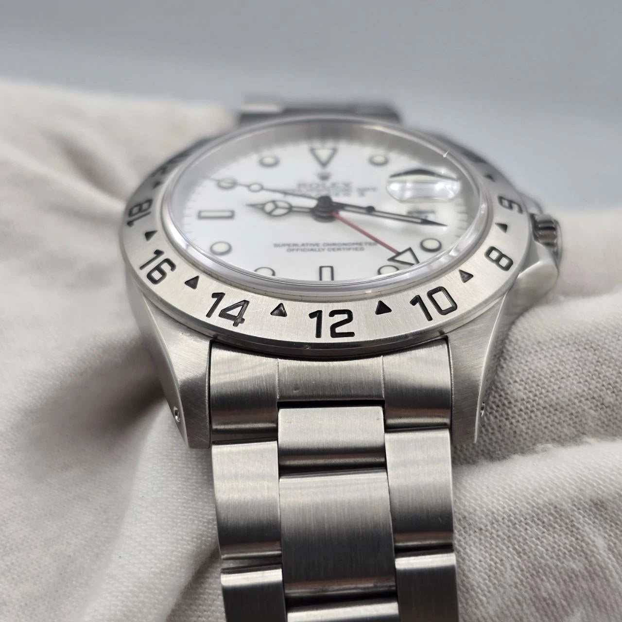 Rolex Explorer II 16570 1999 5