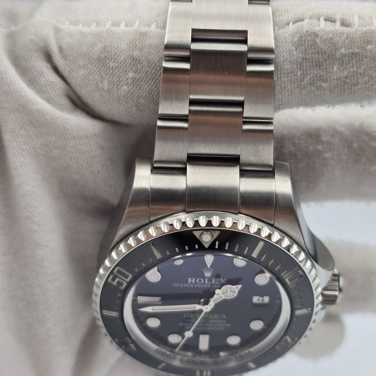 Rolex Sea-Dweller Deepsea James Cameron 136660