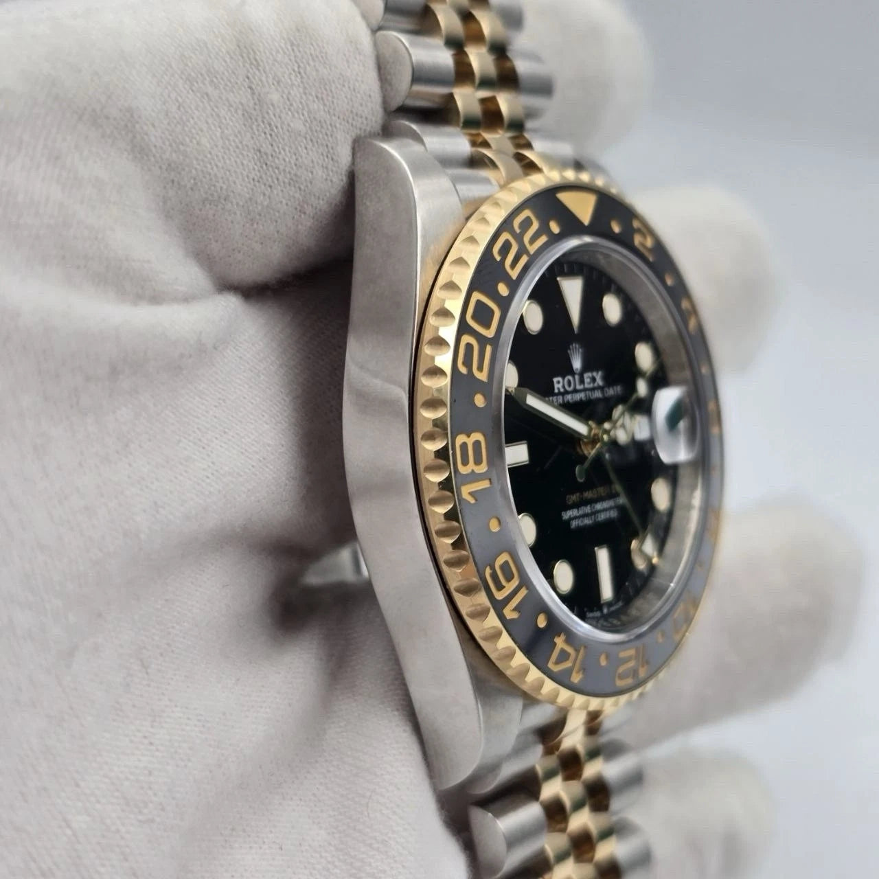PAPERS 2025 Rolex GMT-Master II 40mm 126713GRNR Two-Tone Zombie Jubilee BOX
