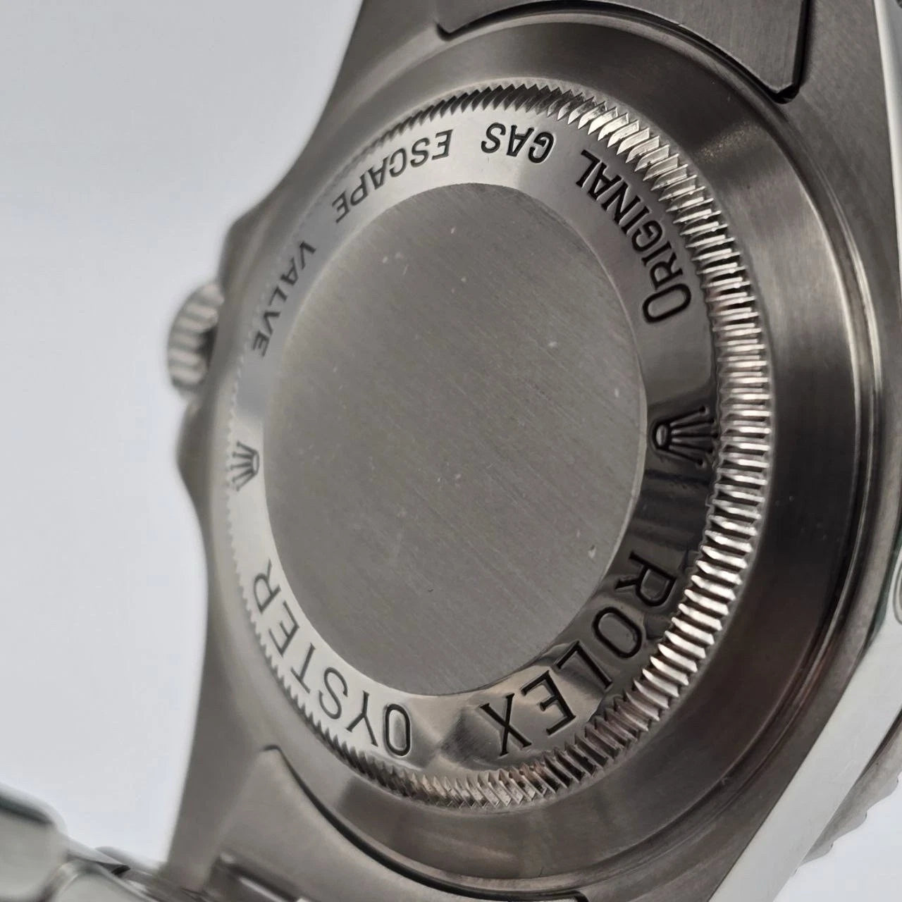 PAPERS 2001 Rolex Sea-Dweller 16600 Stainless Steel Black Dial 40mm Watch BOX