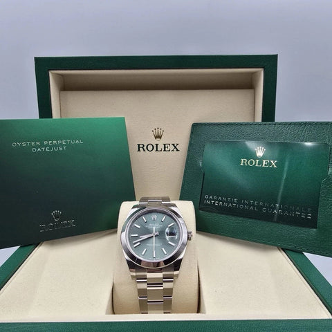 NEW 2026 Rolex Datejust 41mm Mint Green Steel Smooth Bezel Oyster 126300 UNWORN