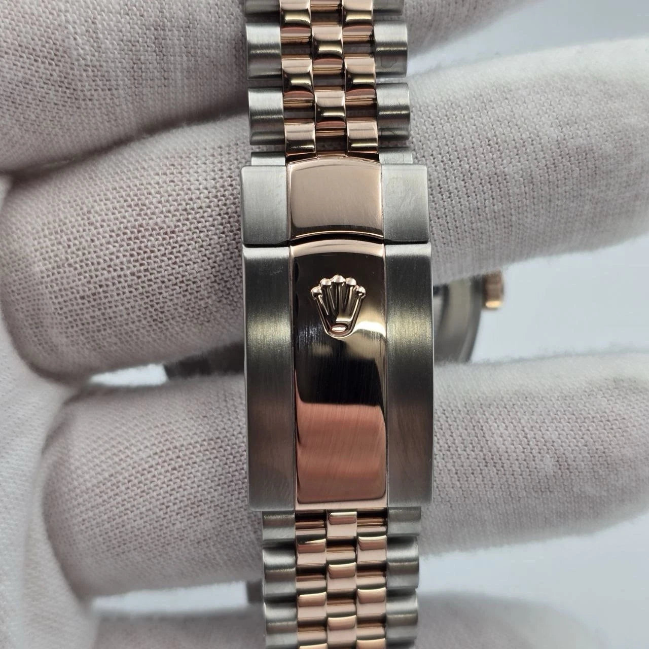 PAPERS 2022 Rolex Datejust 41mm 126331 Two-Tone Jubilee Wimbledon Dial BOX