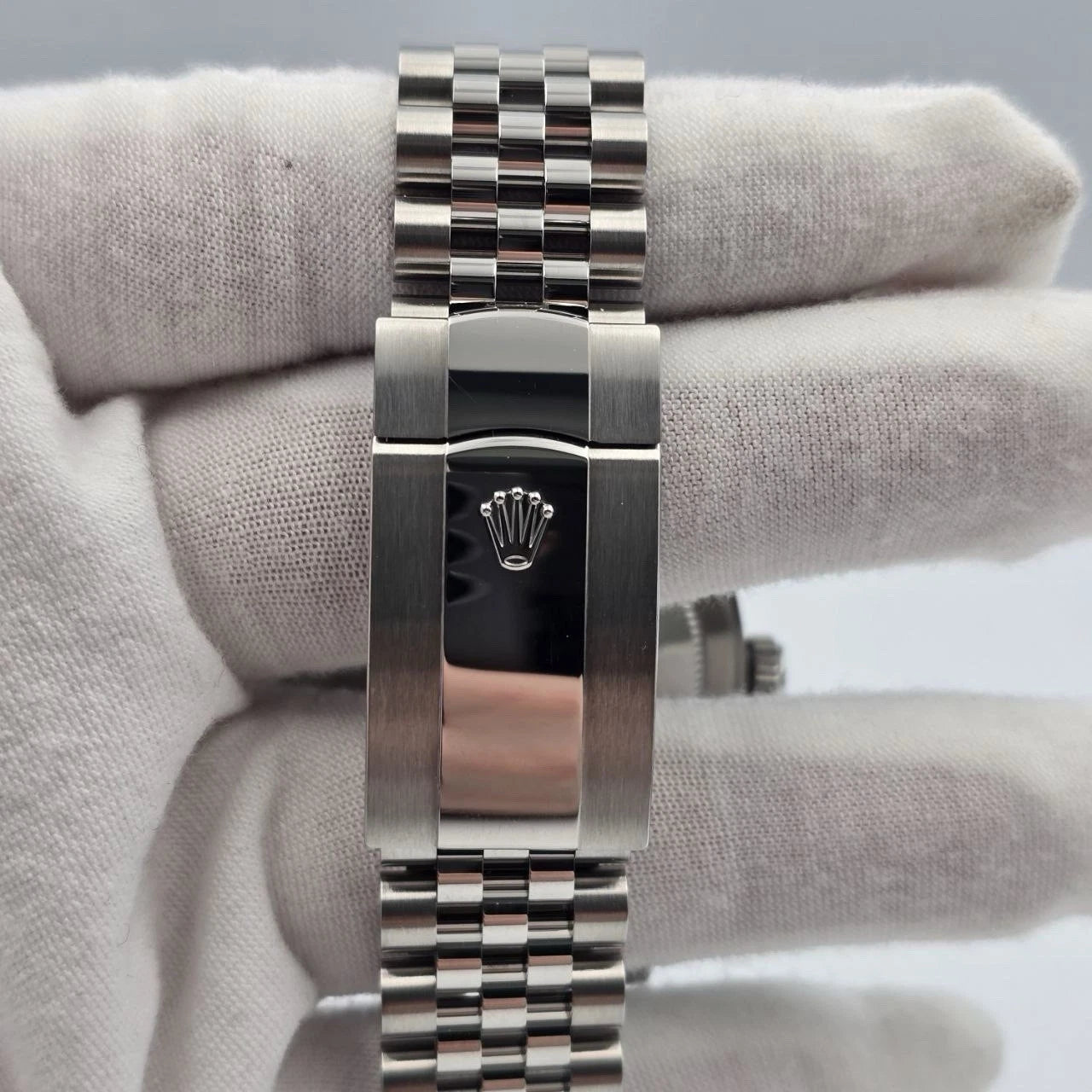 NEW 2026 Rolex Sky-Dweller 42mm Blue Dial Stainless Steel Jubilee 336934