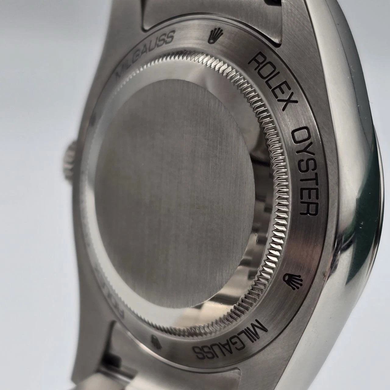 PAPERS 2020 Rolex Milgauss 40mm Steel Black Dial Green Crystal 116400GV BOX