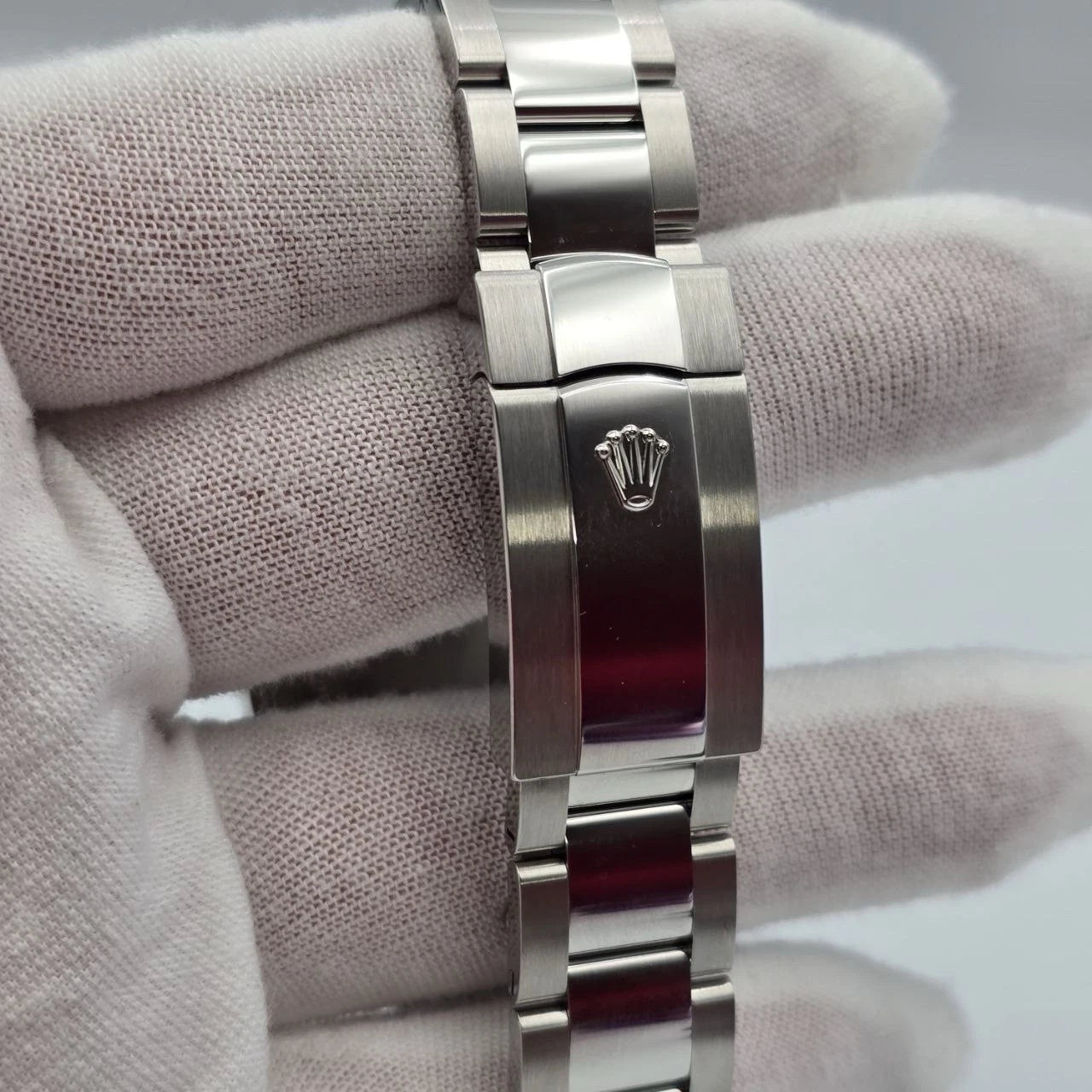 NEW 2026 Rolex Datejust 41mm 126334 Steel Oyster Gray Wimbledon Dial UNWORN