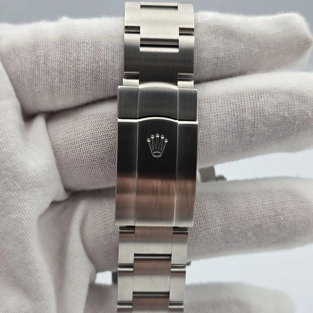 NEW 2026 Rolex Oyster Perpetual Stainless Steel 41mm 134300 Candy Pink Dial
