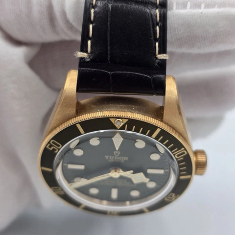 NEW 2022 Tudor Black Bay 58 18k Gold Green Dial 39mm Automatic Watch 79018V