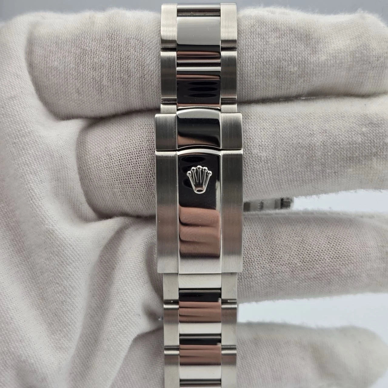PAPERS 2017 Rolex Milgauss 40mm Steel Blue Dial Green Crystal 116400GV BOX