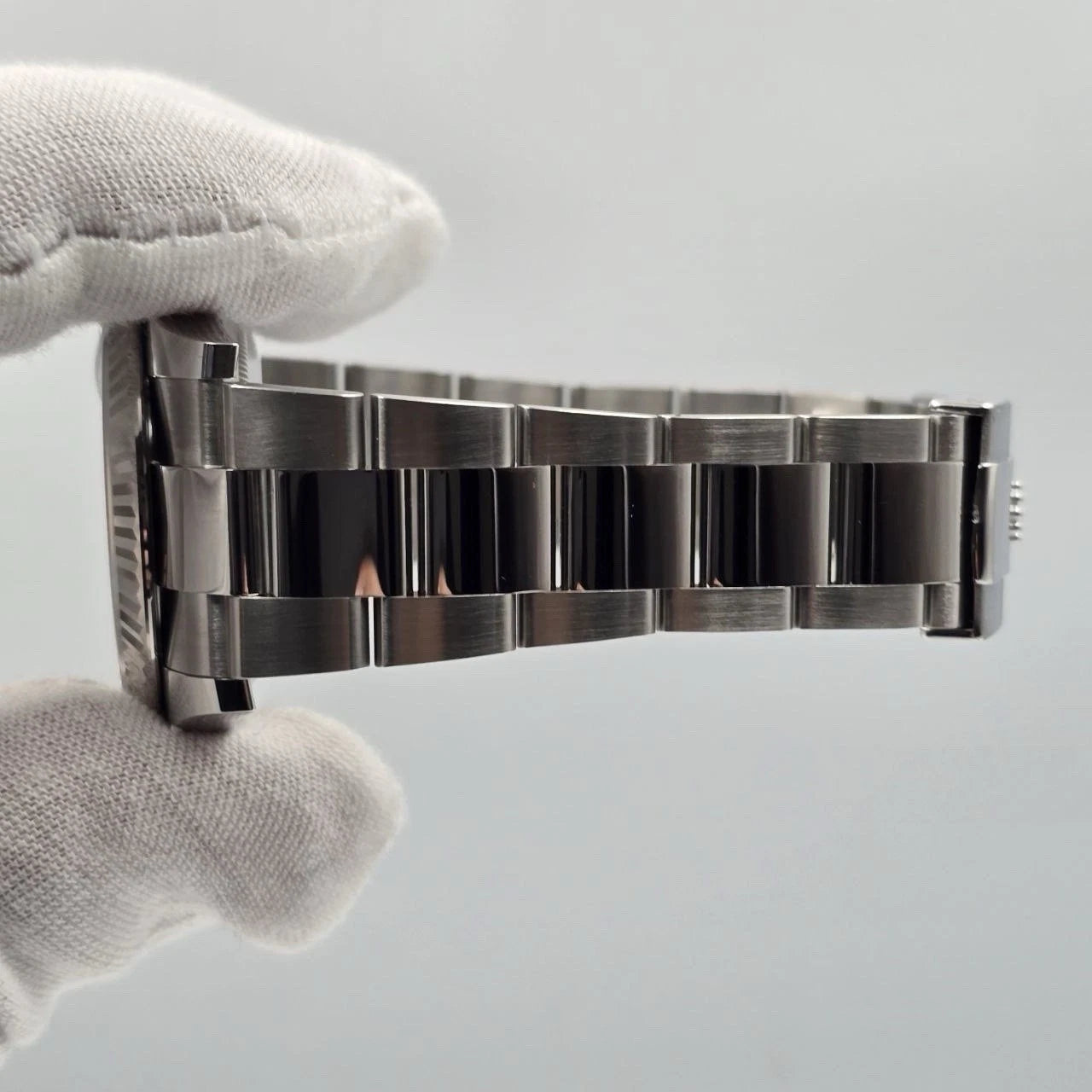 NEW 2026 Rolex Datejust 41mm 126334 Oyster Mint Green Dial Fluted Bezel UNWORN