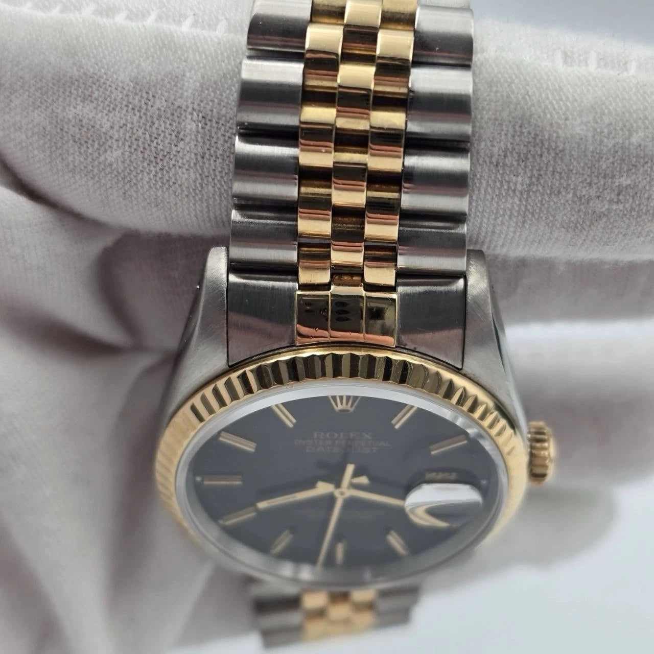 PAPERS Rolex Datejust 36mm FACTORY BLACK Dial 18K Yellow Gold Jubilee 16233