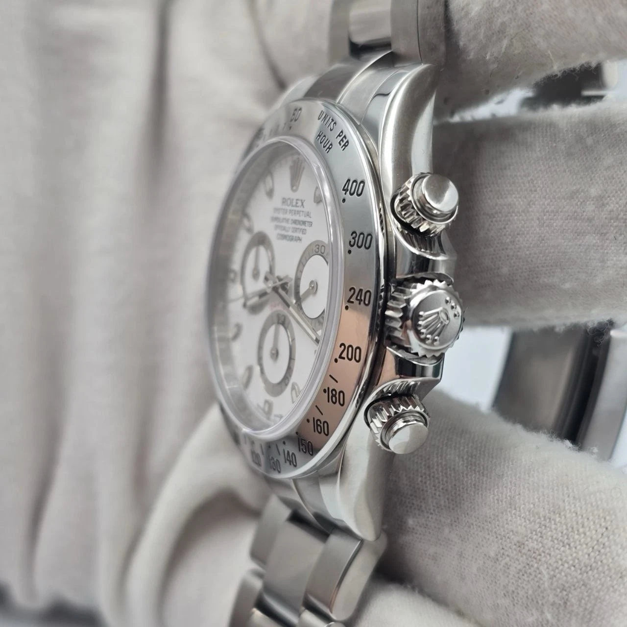 Rolex Cosmograph Daytona 116520 White Dial