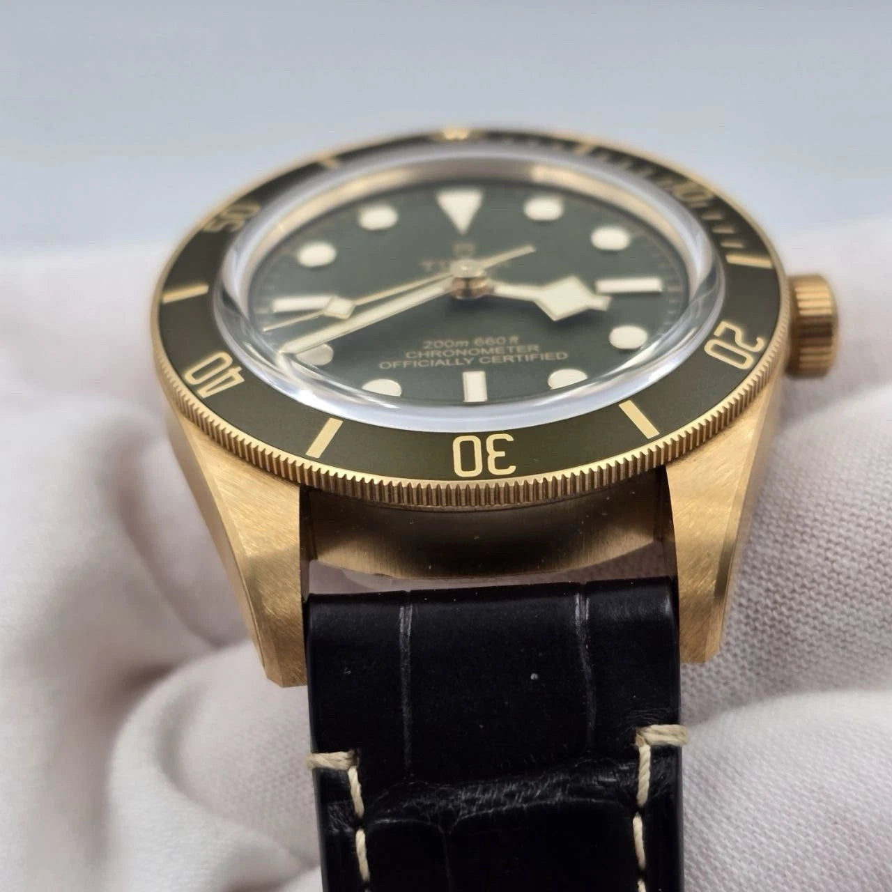 NEW 2022 Tudor Black Bay 58 18k Gold Green Dial 39mm Automatic Watch 79018V