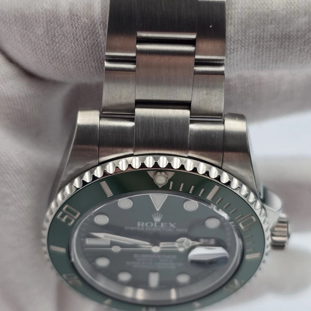 2015 PAPERS Rolex Submariner Hulk 116610LV Green 40mm Ceramic Watch BOX