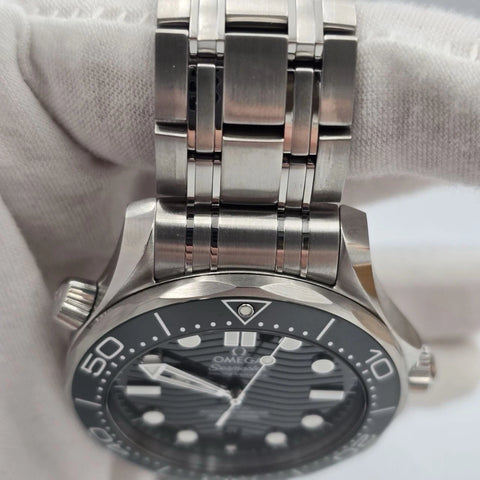 NEW 2026 Omega Seamaster Diver "Seaweed" Green 210.30.42.20.10.001 42mm Watch