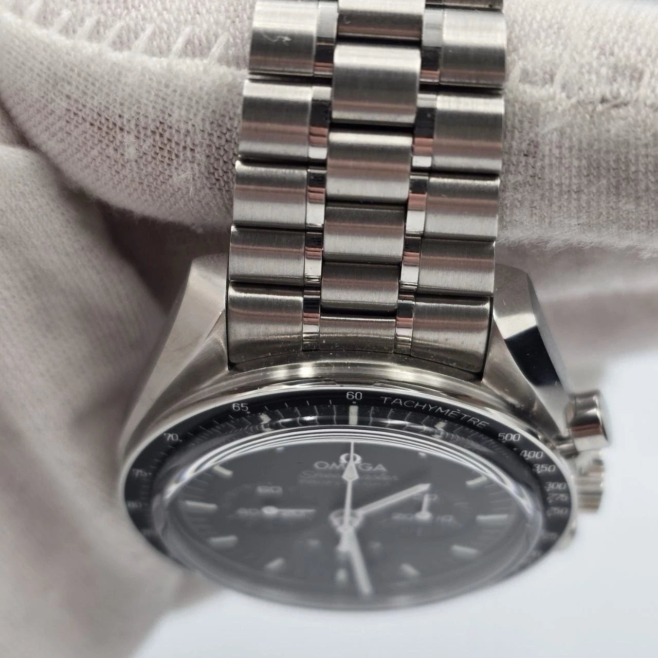 2025 Omega Speedmaster Moonwatch 42mm Black Dial Sapphire 310.30.42.50.01.002