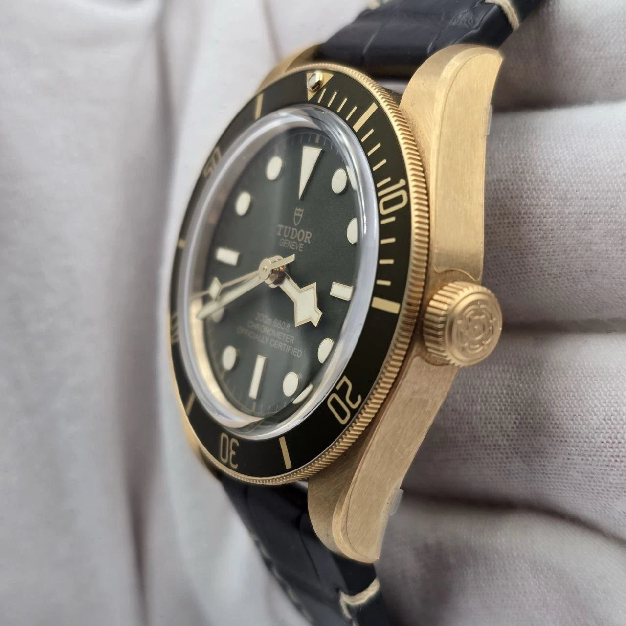 NEW 2022 Tudor Black Bay 58 18k Gold Green Dial 39mm Automatic Watch 79018V