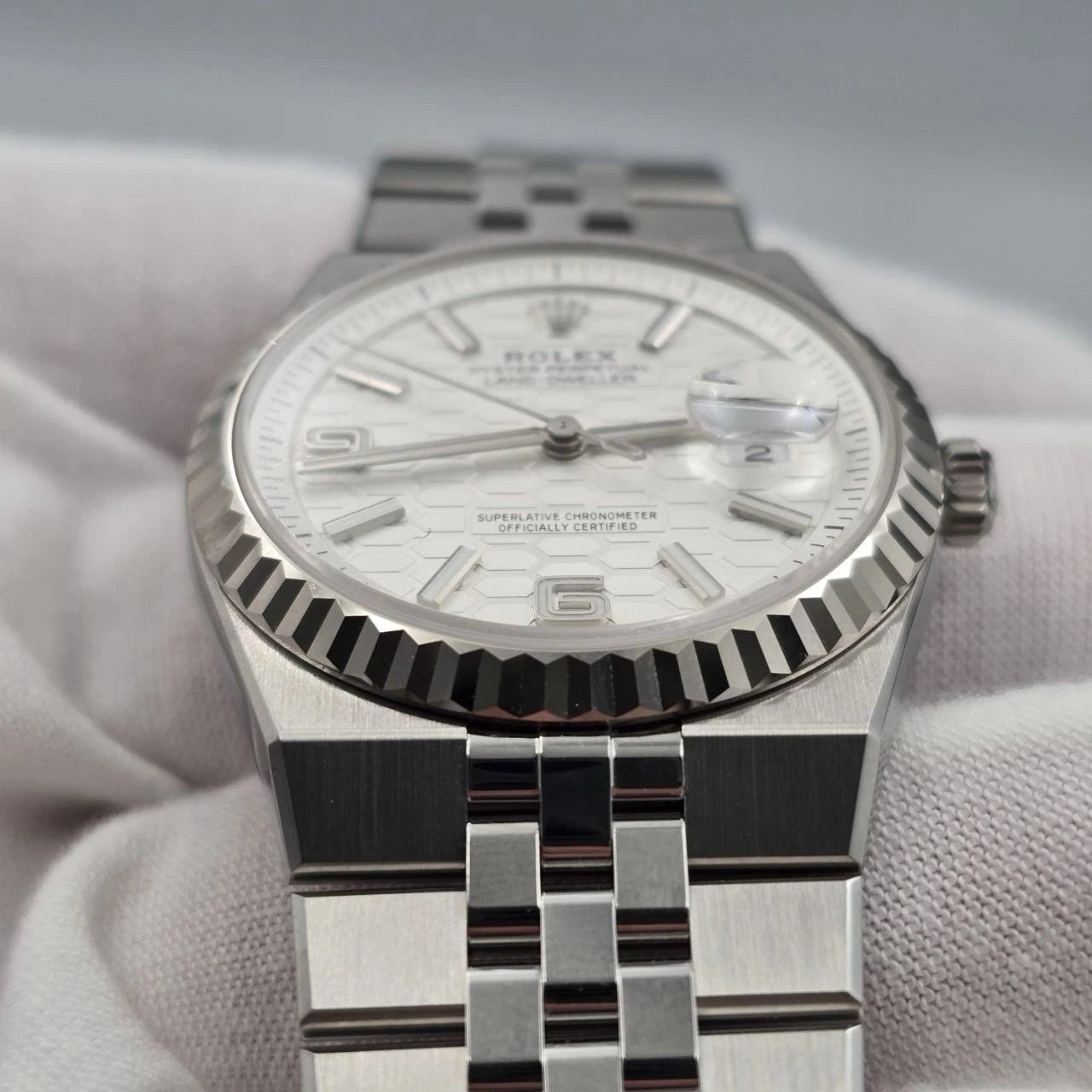 NEW 2026 Rolex Land-Dweller 127234 Steel Honeycomb White Dial 36mm Watch