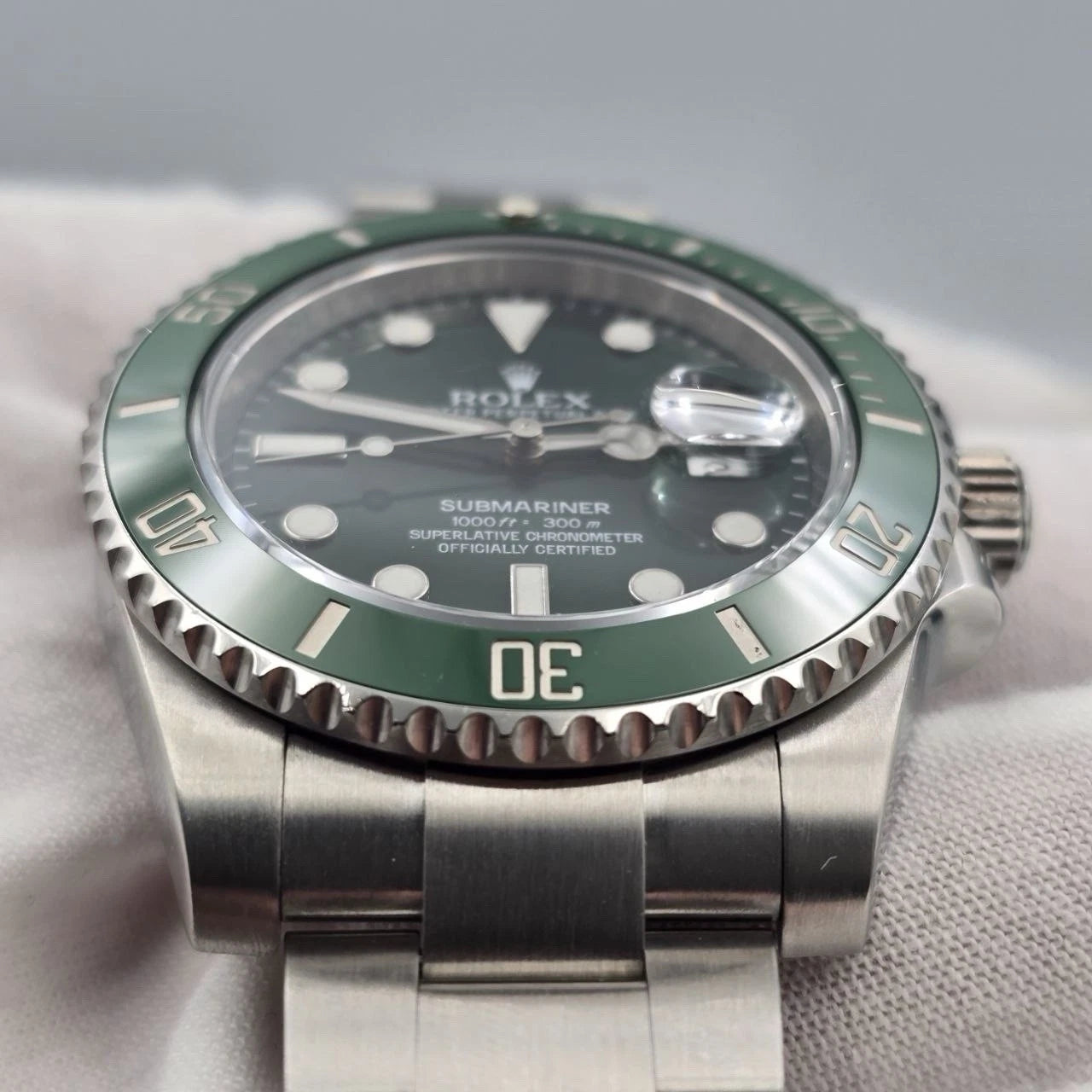 2015 PAPERS Rolex Submariner Hulk 116610LV Green 40mm Ceramic Watch BOX
