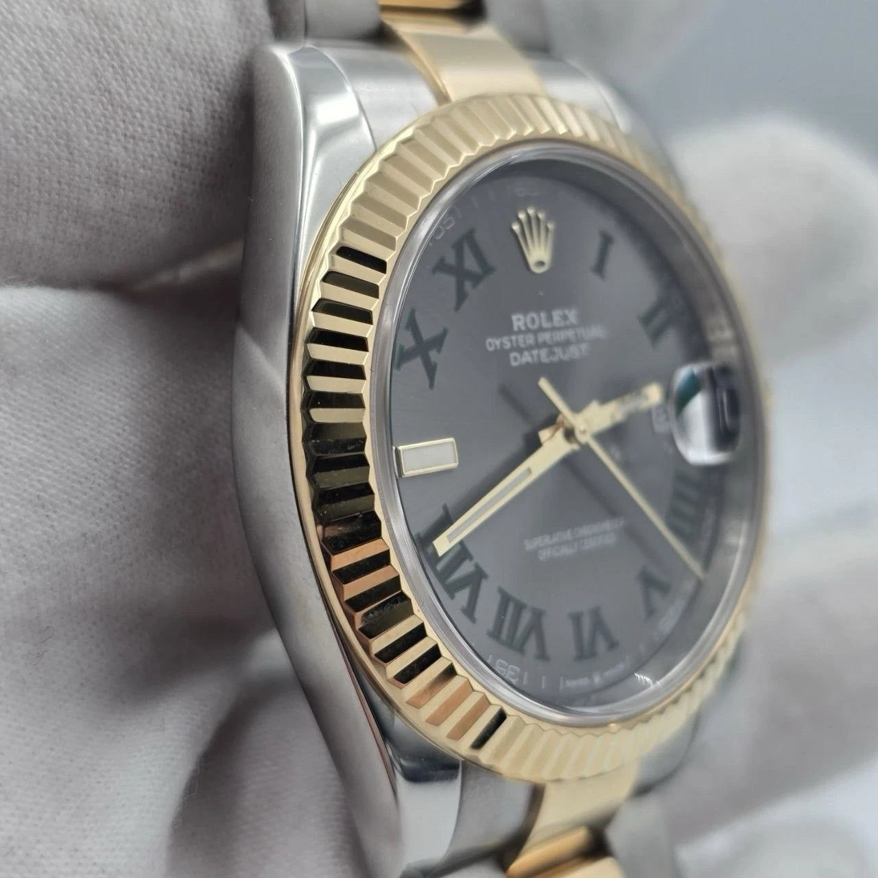 PAPERS 2025 Rolex Datejust 41mm Two Tone Wimbledon Dial Oyster 126333 BOX