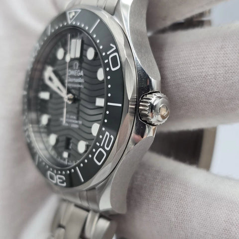 NEW 2026 Omega Seamaster Diver "Seaweed" Green 210.30.42.20.10.001 42mm Watch