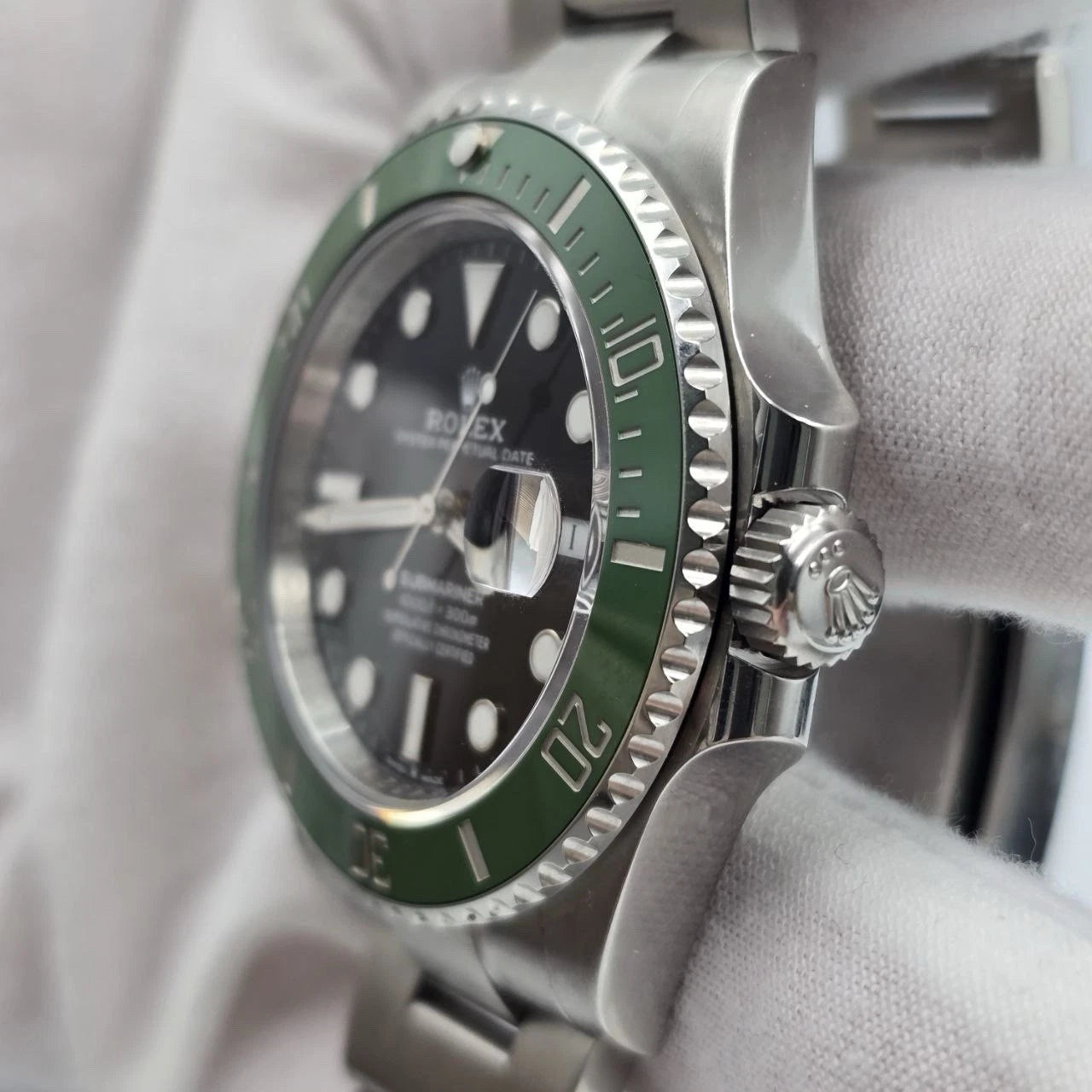 PAPERS 2025 Rolex Submariner Date Starbucks Green Bezel Black 41mm 126610LV BOX