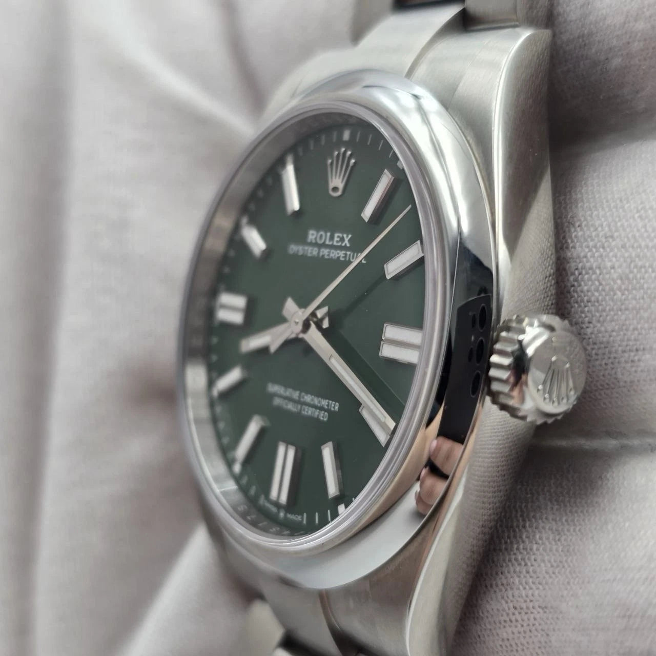 NEW 2026 Rolex Oyster Perpetual 41mm Green Stainless Steel 134300