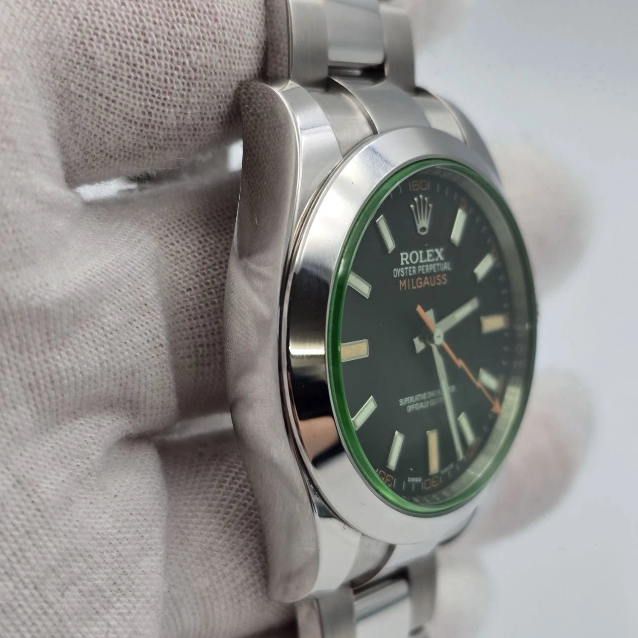 PAPERS 2019 Rolex Milgauss 40mm Steel Black Dial Green Crystal 116400GV BOX