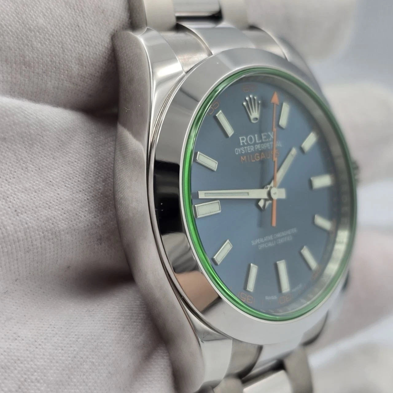 PAPERS 2017 Rolex Milgauss 40mm Steel Blue Dial Green Crystal 116400GV BOX