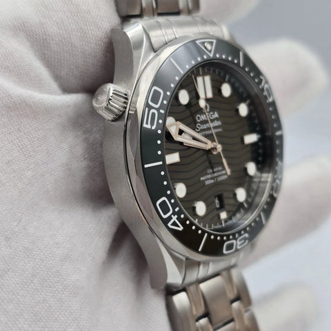 NEW 2026 Omega Seamaster Diver "Seaweed" Green 210.30.42.20.10.001 42mm Watch