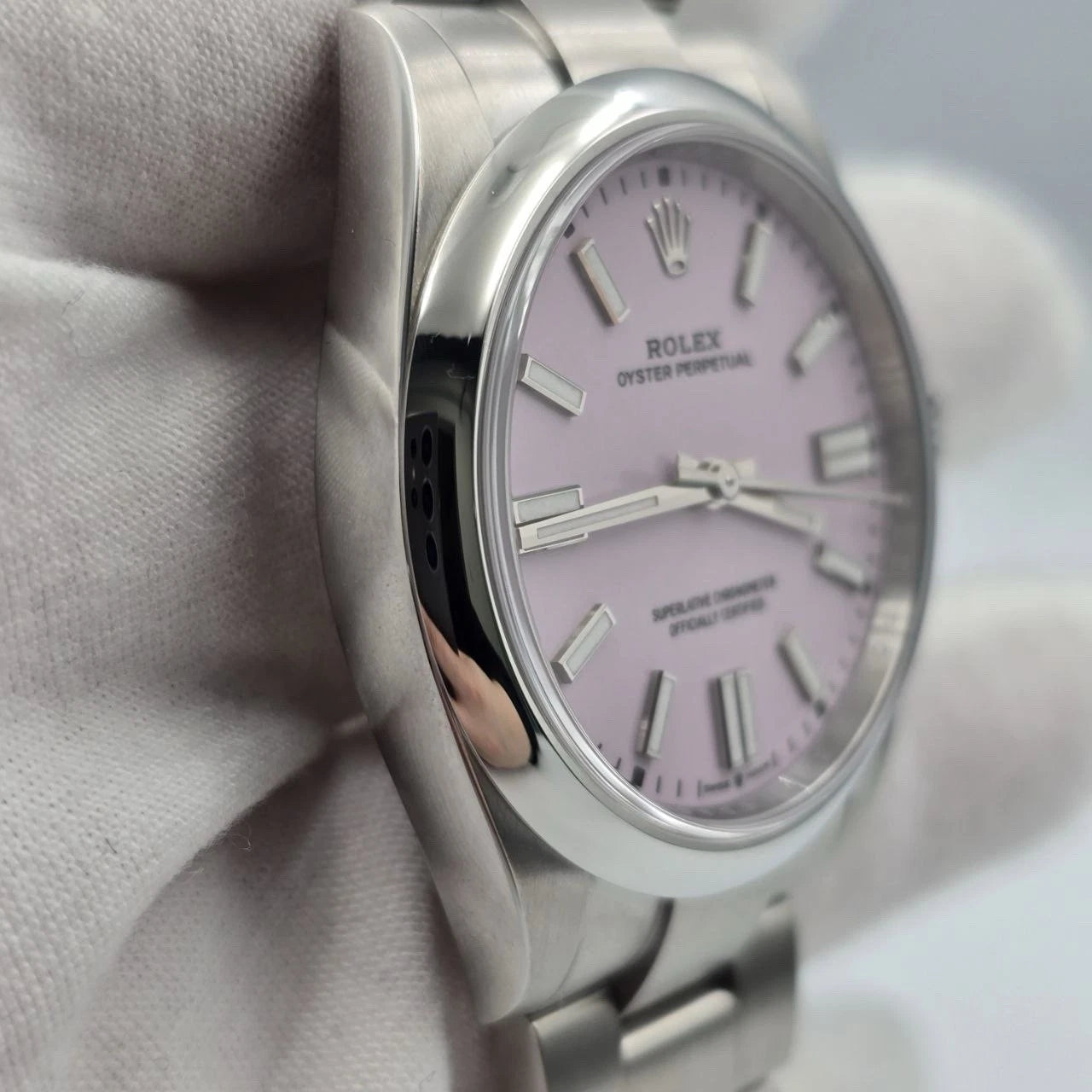 NEW 2026 Rolex Oyster Perpetual Stainless Steel 41mm 134300 Candy Pink Dial