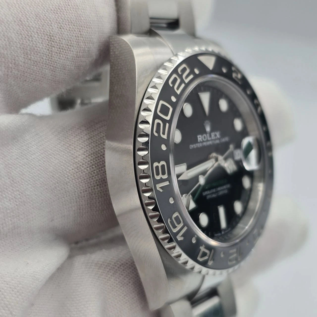 Rolex GMT-Master II 126710GRNR Bruce Wayne 3