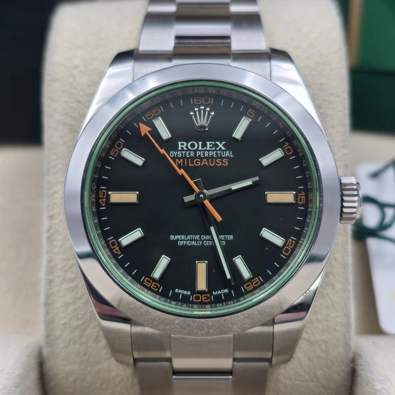 PAPERS 2019 Rolex Milgauss 40mm Steel Black Dial Green Crystal 116400GV BOX